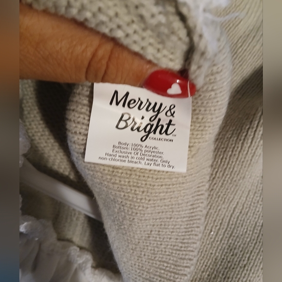 Adorable Pet Sweater Dress NWOT - Picture 5 of 5